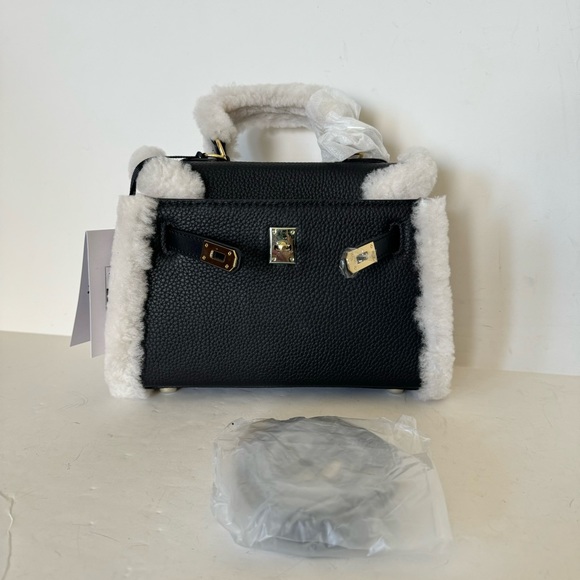 Black Teddy Shearling Fur Trimmed 22 Belted Leather Bag Top Handle Satchel B1 - Picture 11 of 16